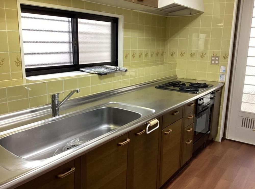 Renovated 4LDK House in Fukuyama, Hiroshima | Near Schools & Shops - Thumbnail 3