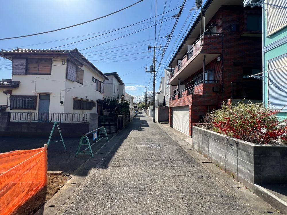 Land for Sale in Yurigaoka, Kawasaki - 5 Min Walk to Station - Thumbnail 3