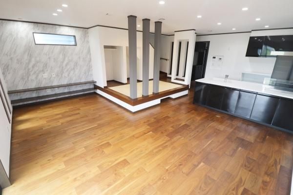 4LDK House for Sale in Suruga Ward Shizuoka 230sqm Garden - Thumbnail 4