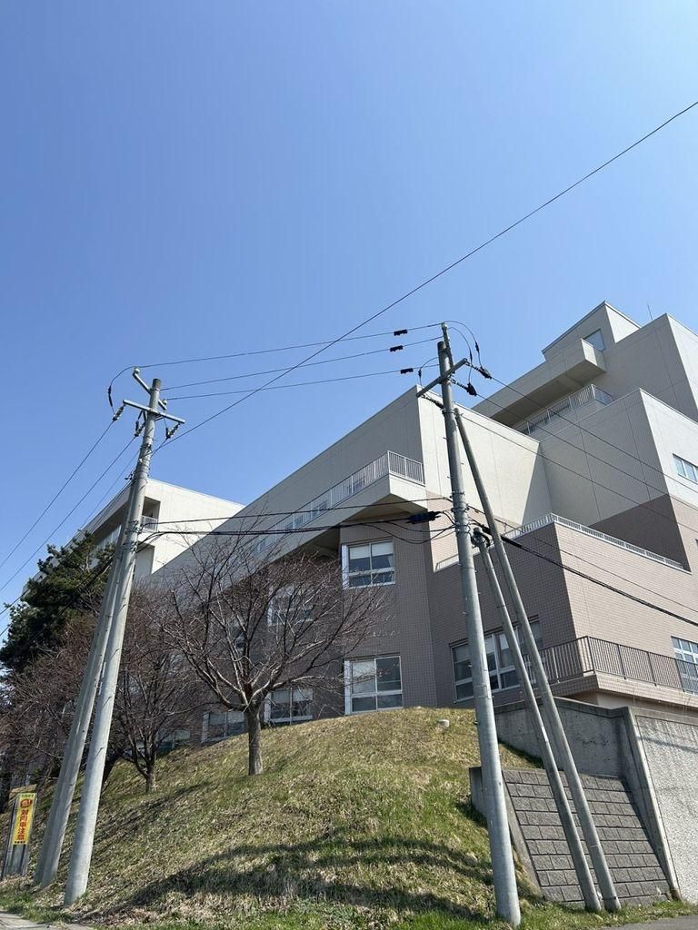 Renovated 3LDK House in Toyako-cho, Hokkaido - 15,990,000 Yen - Thumbnail 4
