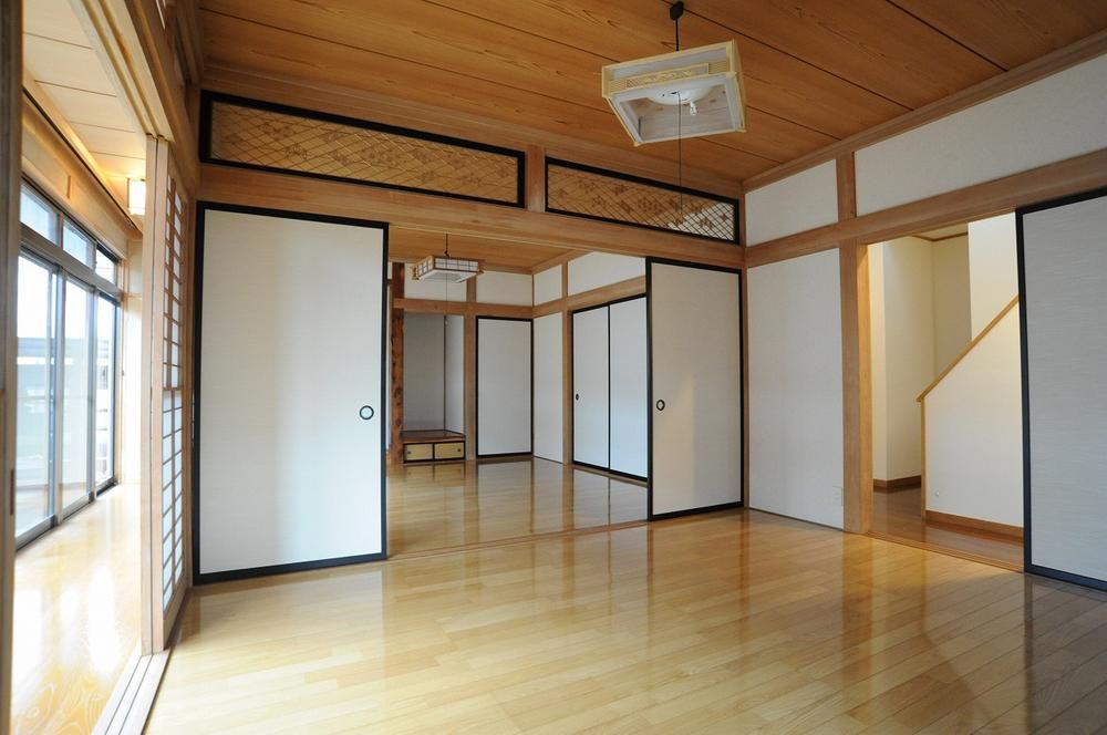 5LDK House in Nagano City with 100+ Tsubo Land for 18.8M Yen - Thumbnail 4