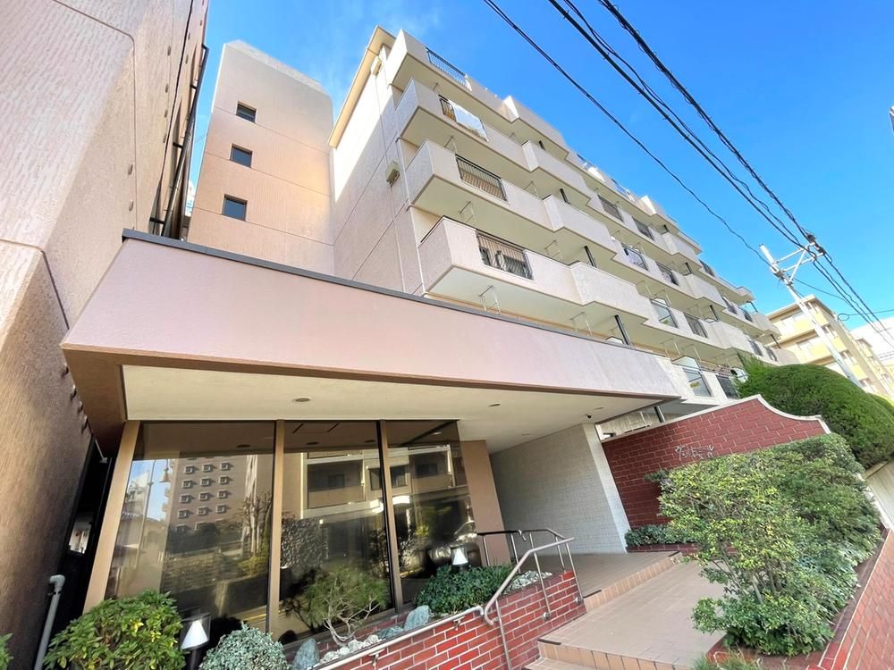 2LDK Apartment for Sale in Aoba-ku, Sendai, Miyagi - Thumbnail 2