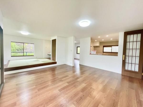 Renovated 4LDK House in Chiba City, Wakaba Ward - Thumbnail 3
