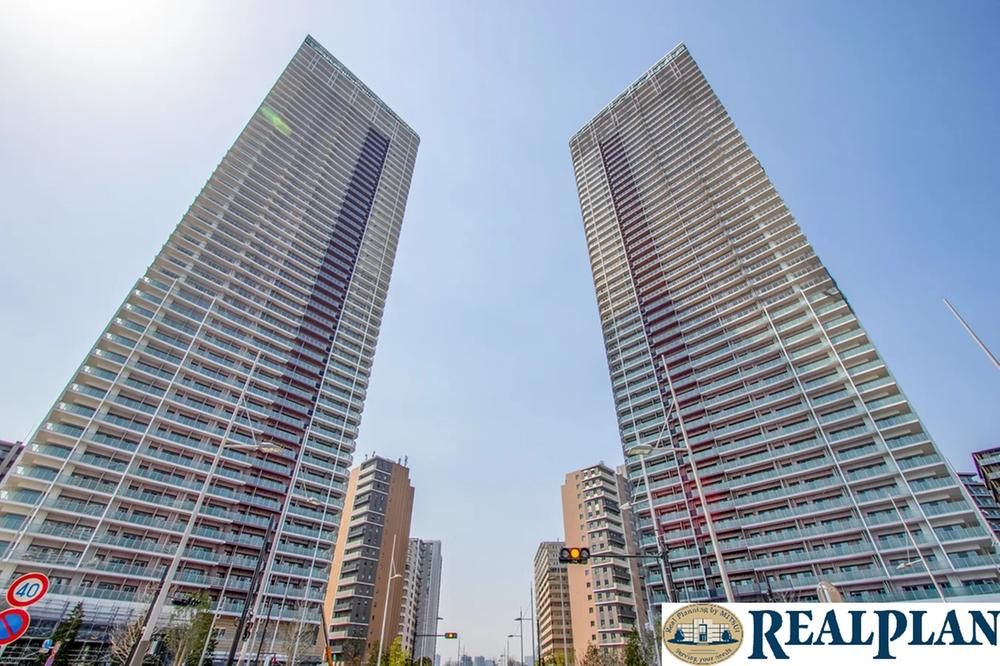 3LDK Apartment for Sale in Harumi, Chuo City, Tokyo - 86.15 sqm - Thumbnail 2