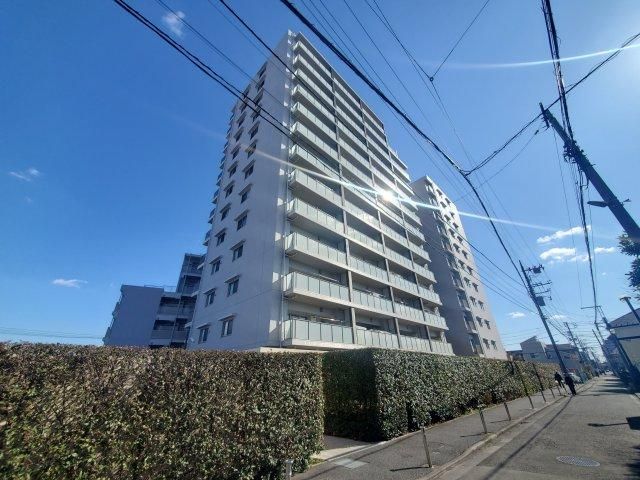 2LDK Apartment for Sale in Yamato, Kanagawa – 68m² - Thumbnail 3