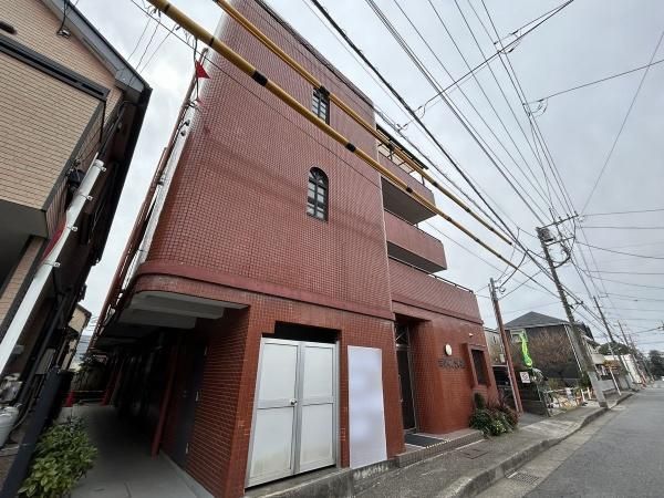 2DK Condo for Sale in Yamato City, Kanagawa - 52.98 sqm - Thumbnail 2