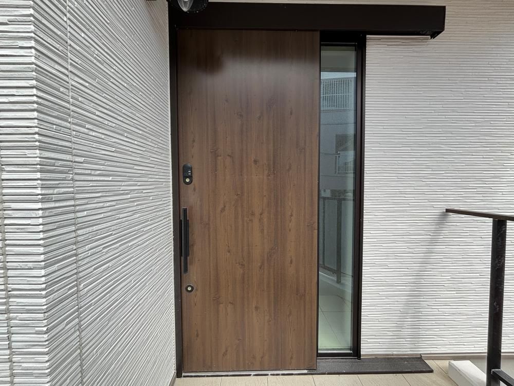2LDK Modern House for Sale in Naha, Okinawa - 64.98M Yen - Thumbnail 2