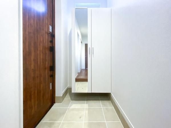 Modern RC 2LDK House for Sale in Urasoe, Okinawa - Thumbnail 2