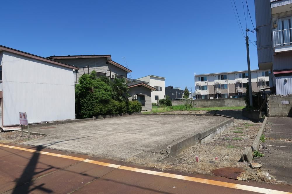 300.64 sqm Building Plot for Sale in Joetsu, Niigata - Thumbnail 4