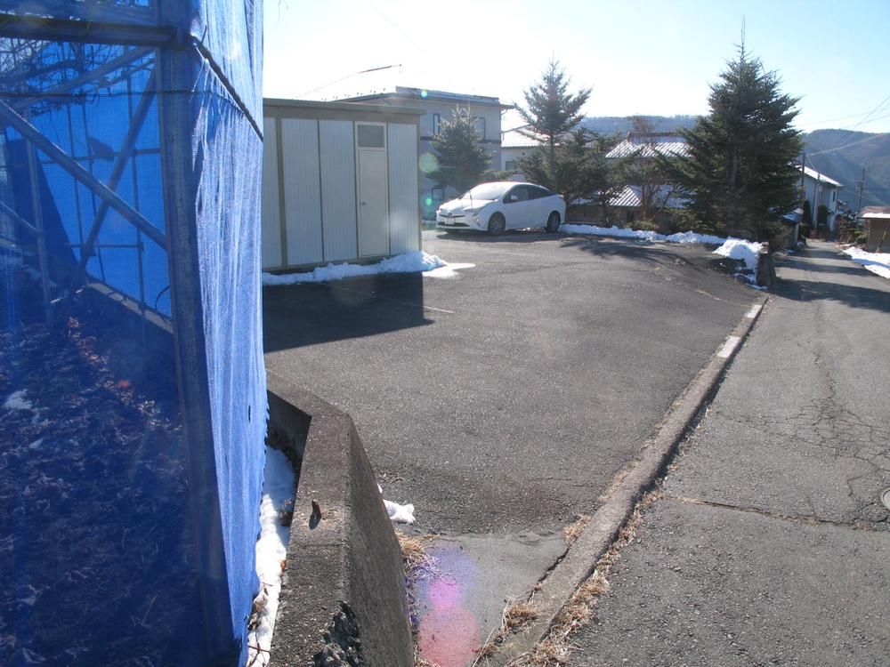 Land for Sale in Tōmi City, Nagano - 394 sqm - Thumbnail 2