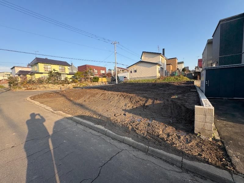 Land for Sale in Kitahiroshima, Hokkaido - 305 sqm Corner Lot - Thumbnail 2