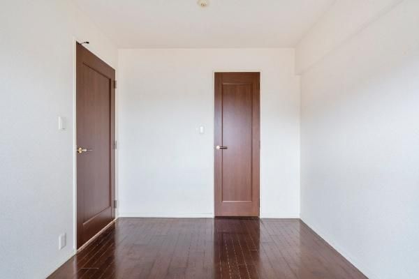 2LDK Apartment for Sale in Kawasaki - 65.34m2 - Orchard Plaza - Thumbnail 4