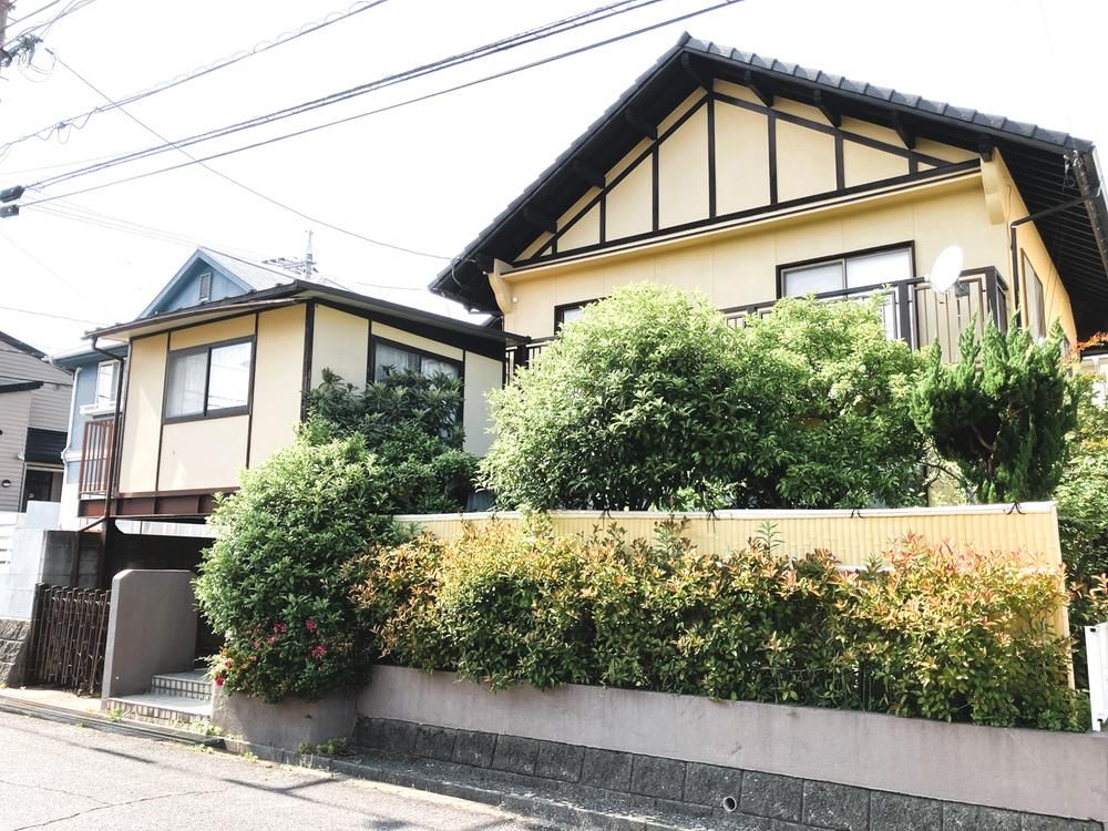 4LDK Detached House for Sale in Fujinoki, Hiroshima - Thumbnail 2
