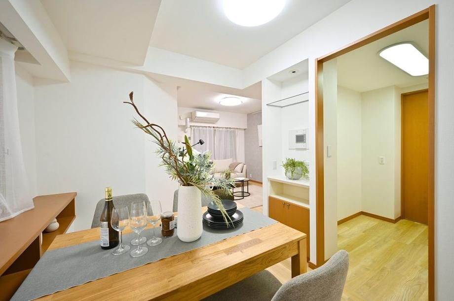1LDK Apartment for Sale in Azabu-Juban, Minato, Tokyo - Thumbnail 4
