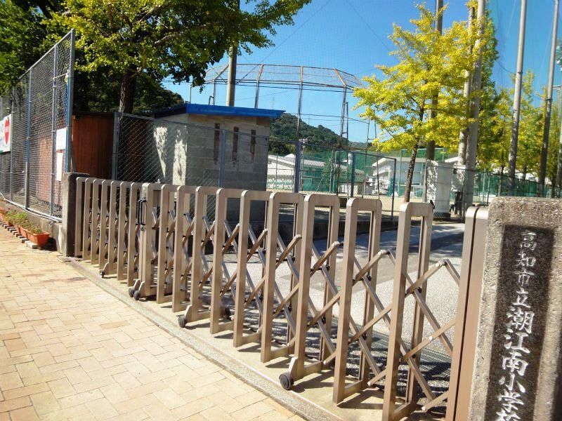 Land for Sale in Takeshima-cho, Kochi City - 87.39 m² - Thumbnail 4