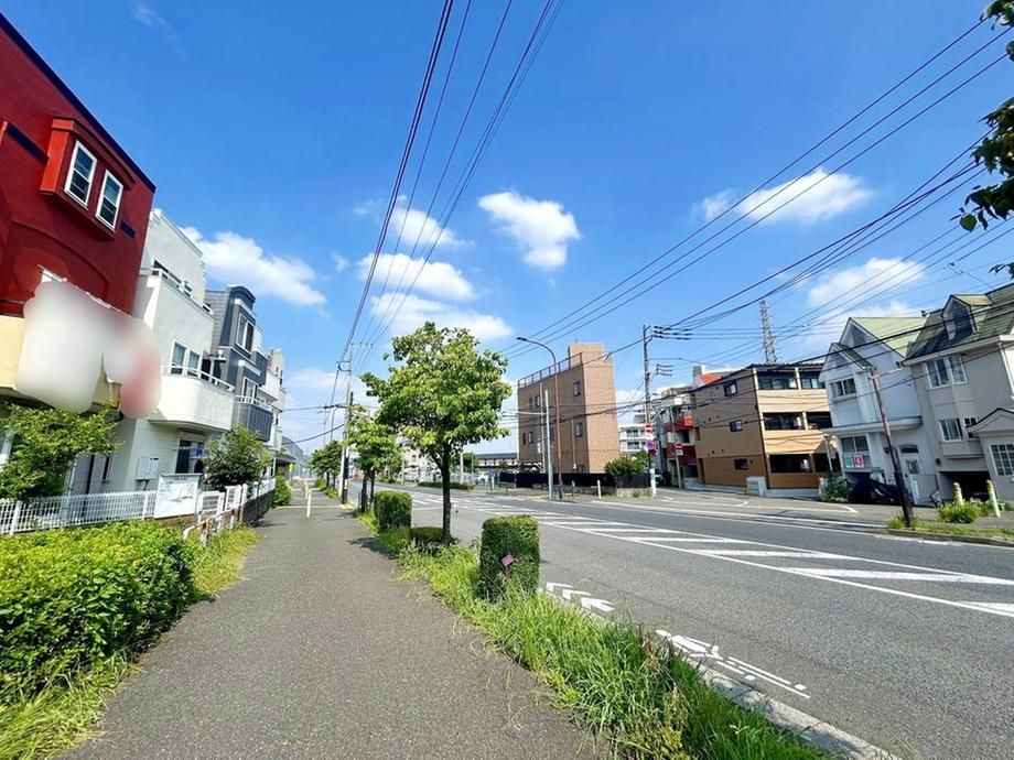 2LDK+S House for Sale in Fuchu, Tokyo - 90.25 sqm - Thumbnail 3