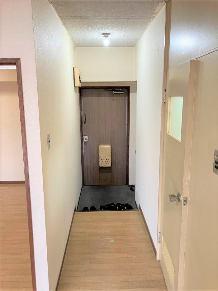 3DK Apartment for Sale in Suruga Ward, Shizuoka City - Thumbnail 2