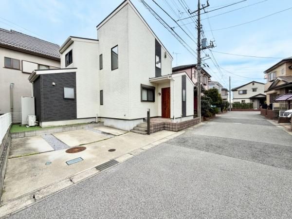 4LDK House for Sale in Kashiwa, Chiba - 92.74m² - Thumbnail 2
