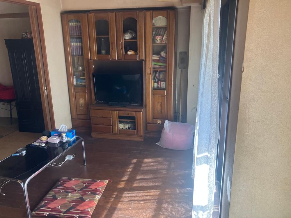 4LDK Apartment for Sale in Atsugi, Kanagawa - Thumbnail 2