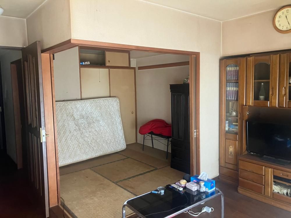 4LDK Apartment for Sale in Atsugi, Kanagawa - Thumbnail 3