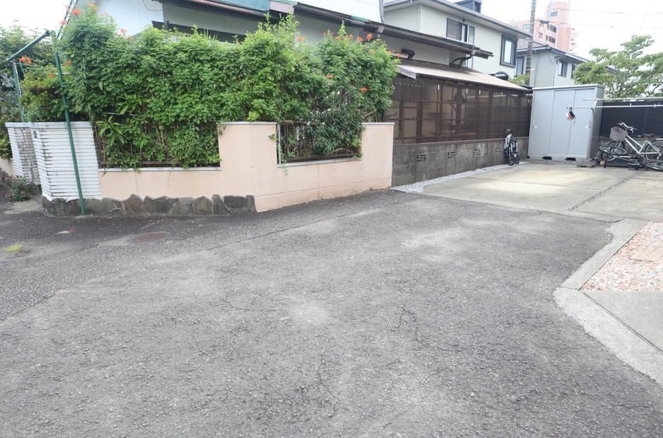 Compact Building Lot for Sale in Tashiro-cho, Miyazaki City - Thumbnail 3