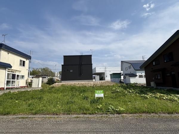 330 sqm Land for Sale in Iwamizawa, Hokkaido - Thumbnail 3