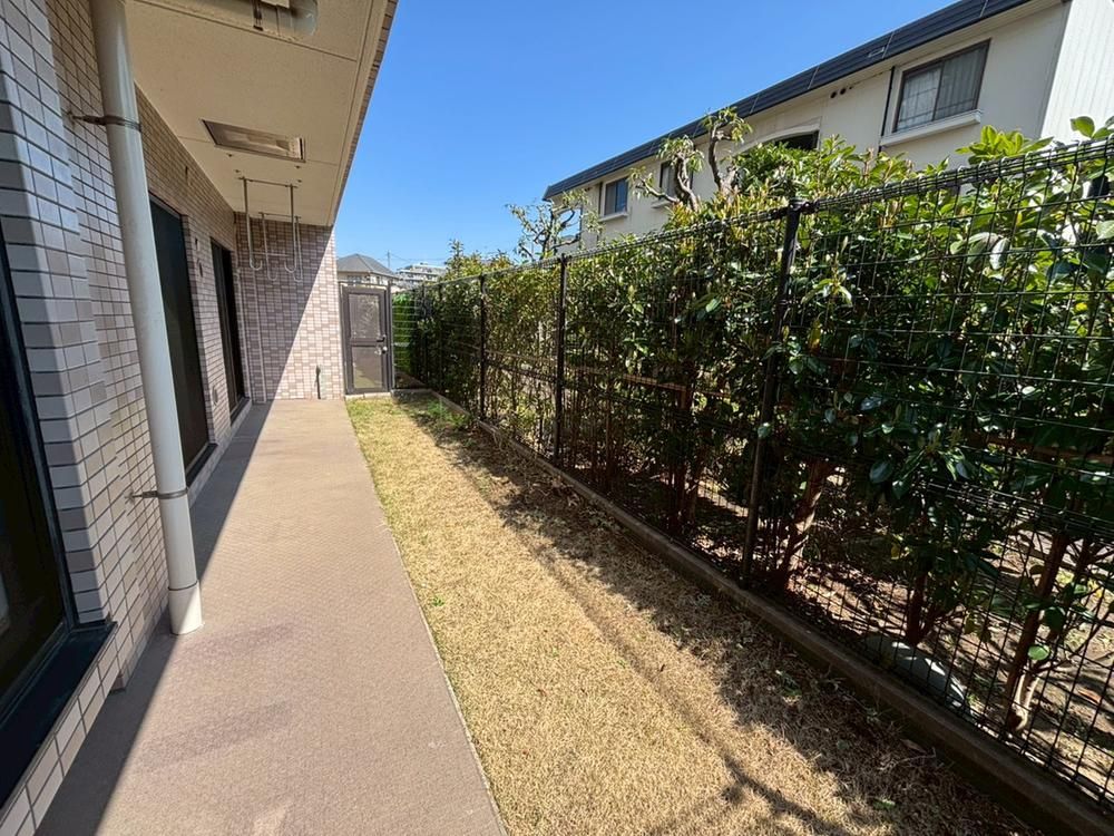 Renovated 3LDK Apartment with Garden in Funabashi, Chiba - Thumbnail 2