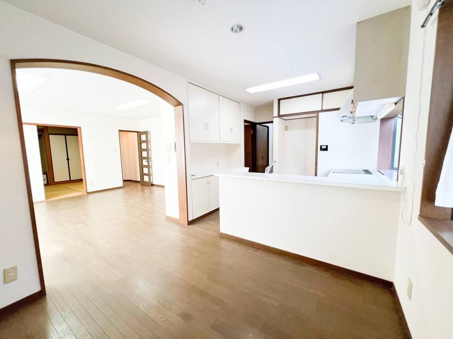 3LDK+S All-Electric House for Sale in Miyazaki City, Miyazaki Prefecture - Thumbnail 4