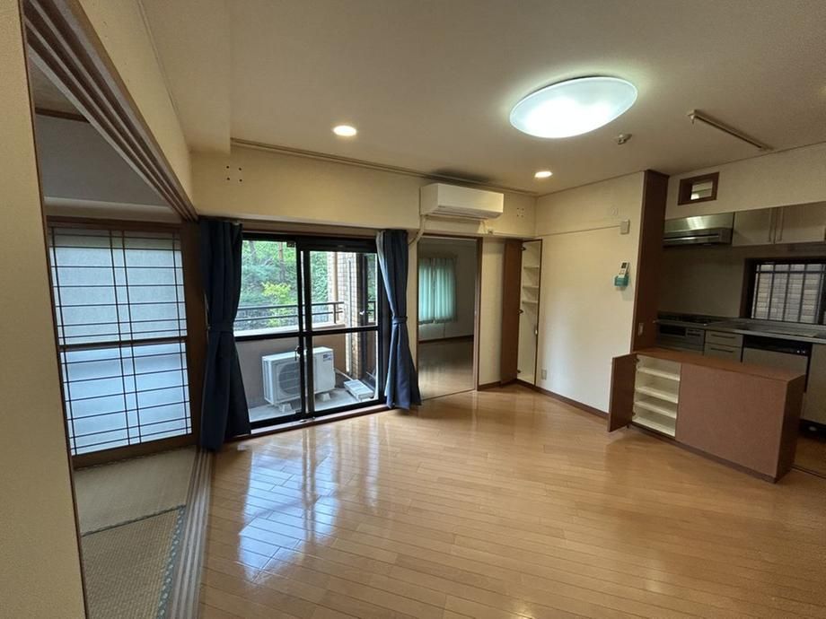 3LDK Apartment for Sale in Yayoi, Izumi Ward, Sendai, Miyagi - Thumbnail 2