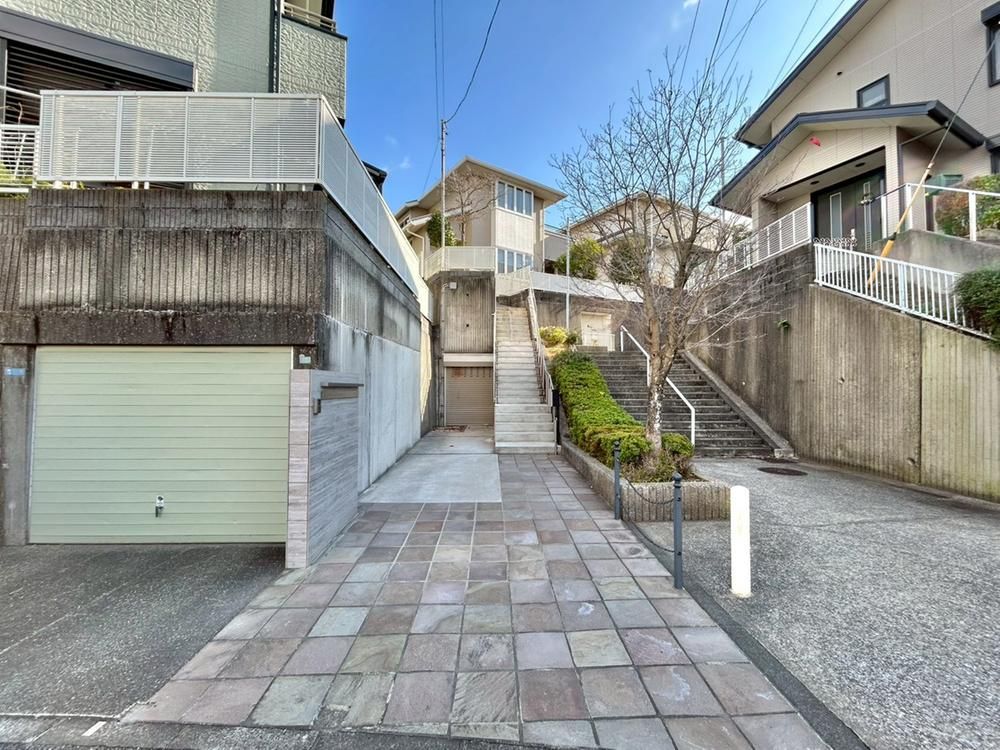 4LDK Lightweight Steel House for Sale in Yokohama's Kanazawa Ward - Thumbnail 2