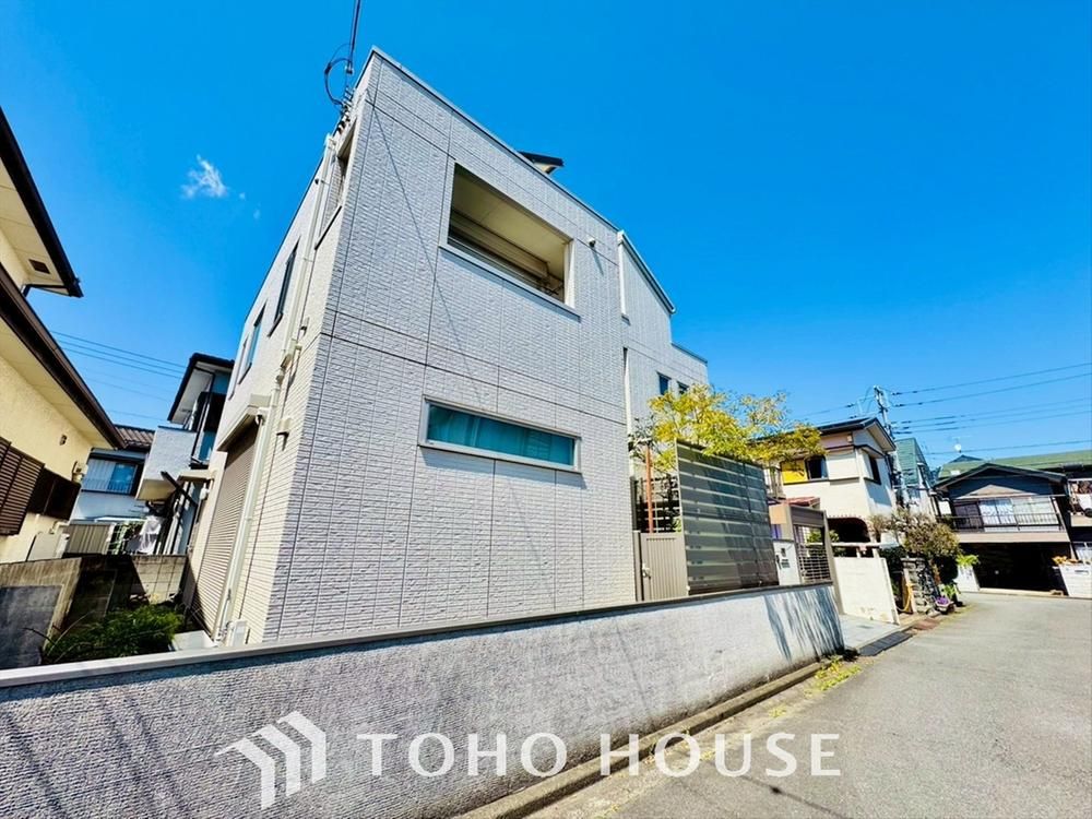 3LDK House for Sale in Koganei, Tokyo 128m2 - Thumbnail 2