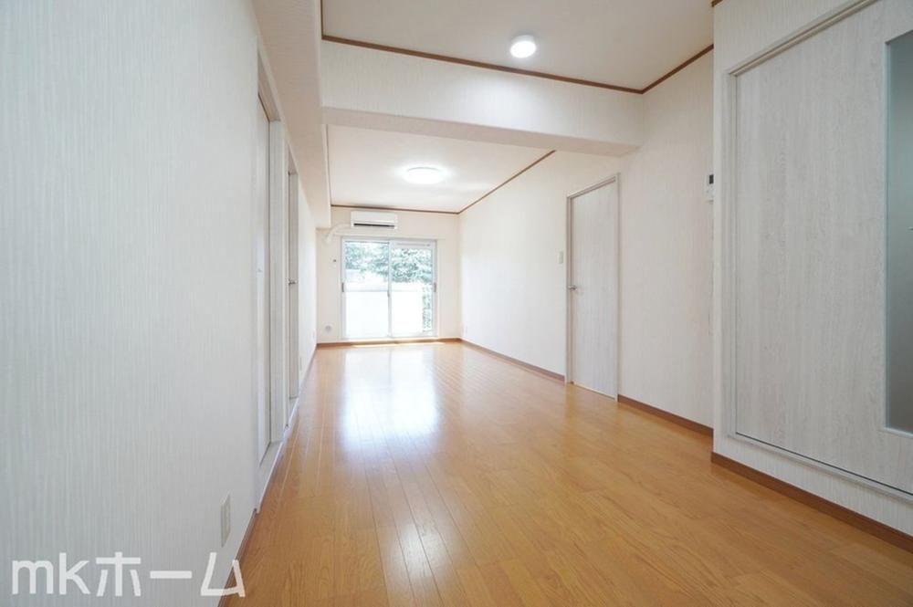 Renovated 3LDK Apartment in Funabashi, Chiba - Thumbnail 4