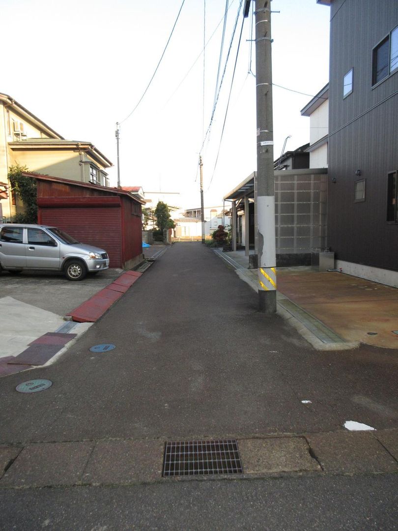 Detached House in Joetsu City with 4K Layout and Land Over 50 Tsubo - Thumbnail 2