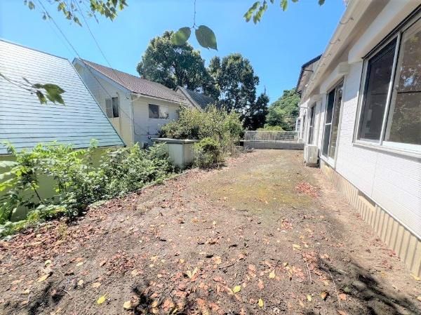 3LDK Detached House in Hayama with Garden and Parking - Thumbnail 2