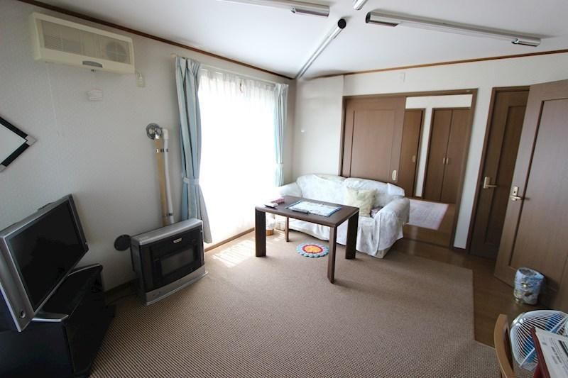 2LDK Detached House for Sale in Kitami, Hokkaido - 4,000,000 Yen - Thumbnail 4