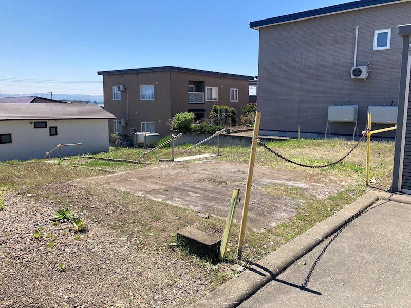 2LDK Detached House for Sale in Kitami, Hokkaido - 4,000,000 Yen - Thumbnail 3