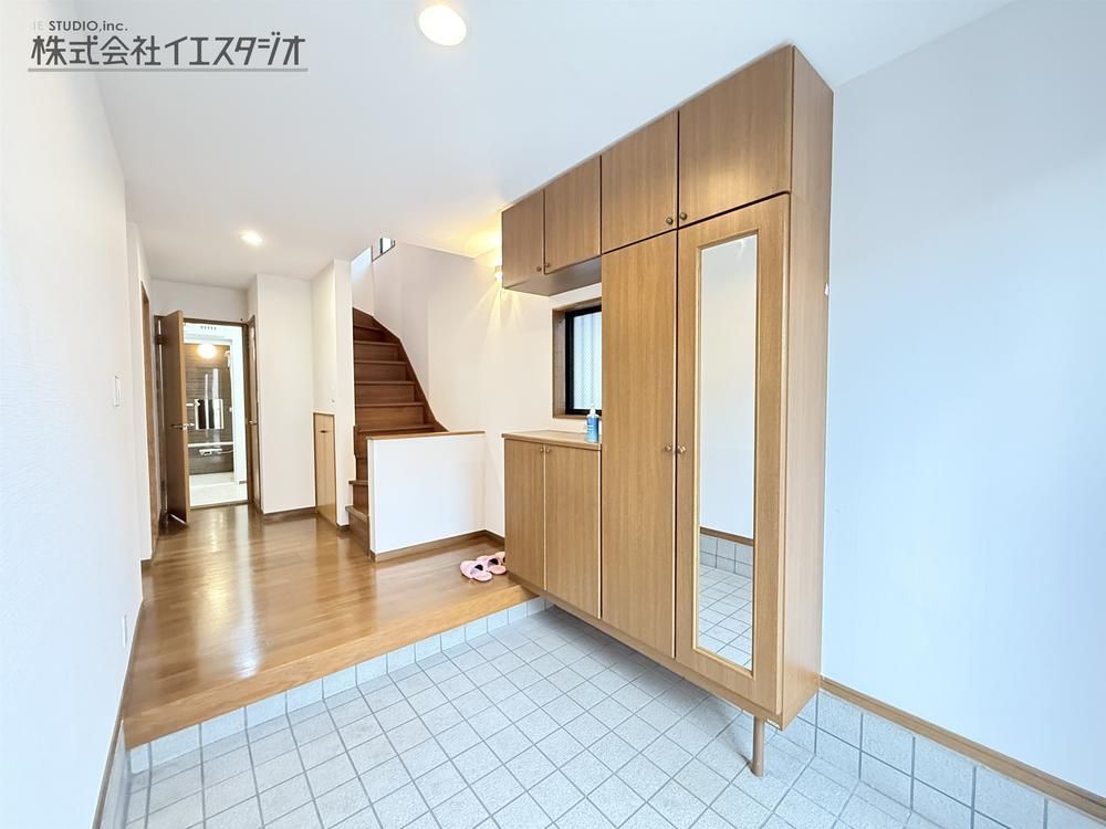 Renovated 3LDK House for Sale in Akishima, Tokyo - Thumbnail 2