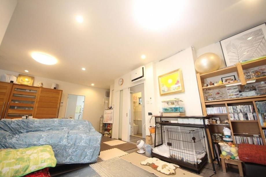 3LDK Single-Story RC House in Yonabaru, Okinawa - 54 Million Yen - Thumbnail 2