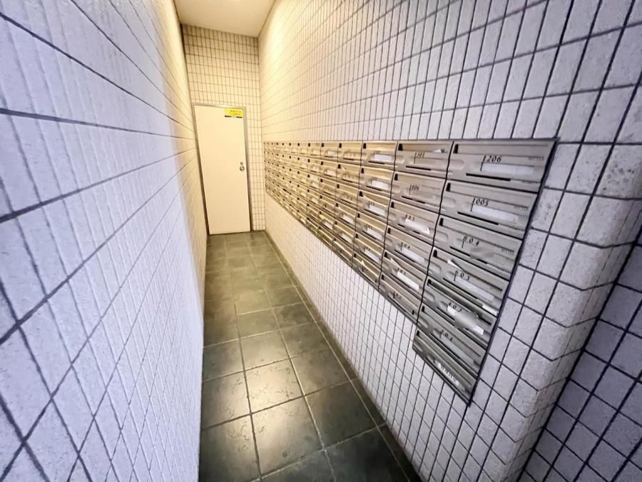 2LDK Apartment for Sale in Atsugi City, Kanagawa Prefecture - Thumbnail 3