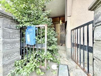 4DK House for Sale in Kashihara, Nara – 64.88m2 — Front_door, Kashihara, Nara