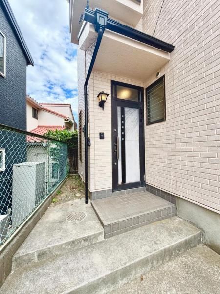 Renovated 2LDK+S House for Sale in Funabashi, Chiba - Thumbnail 4