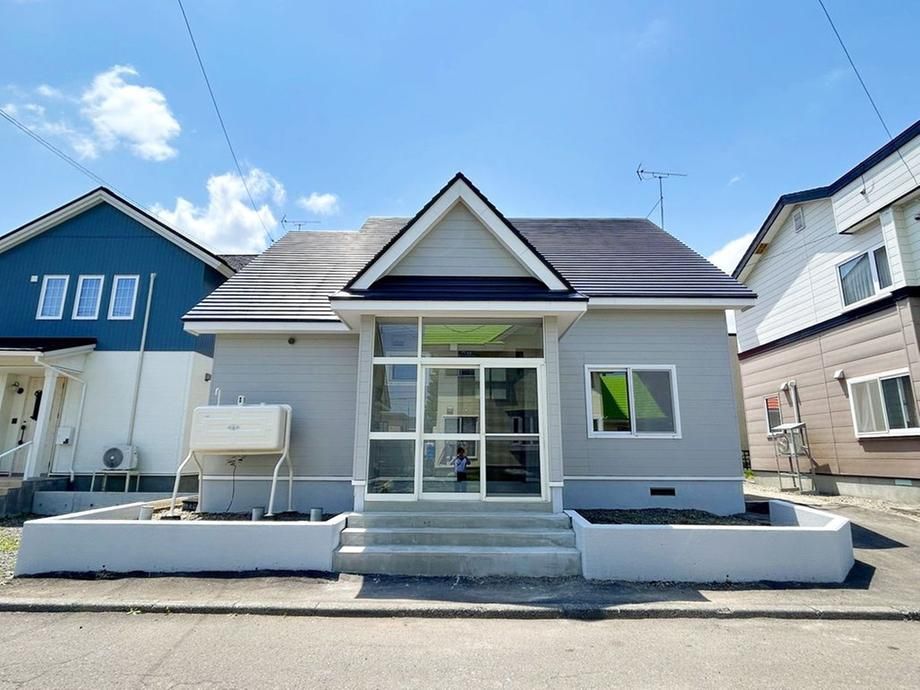 4LDK Detached House in Eniwa, Hokkaido – 25.8 Million Yen - Thumbnail 2