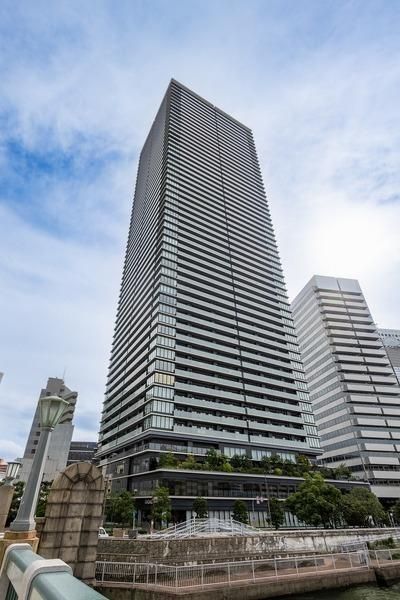 The Parkhouse Nakanoshima Tower 2LDK Apartment for Sale - Thumbnail 2