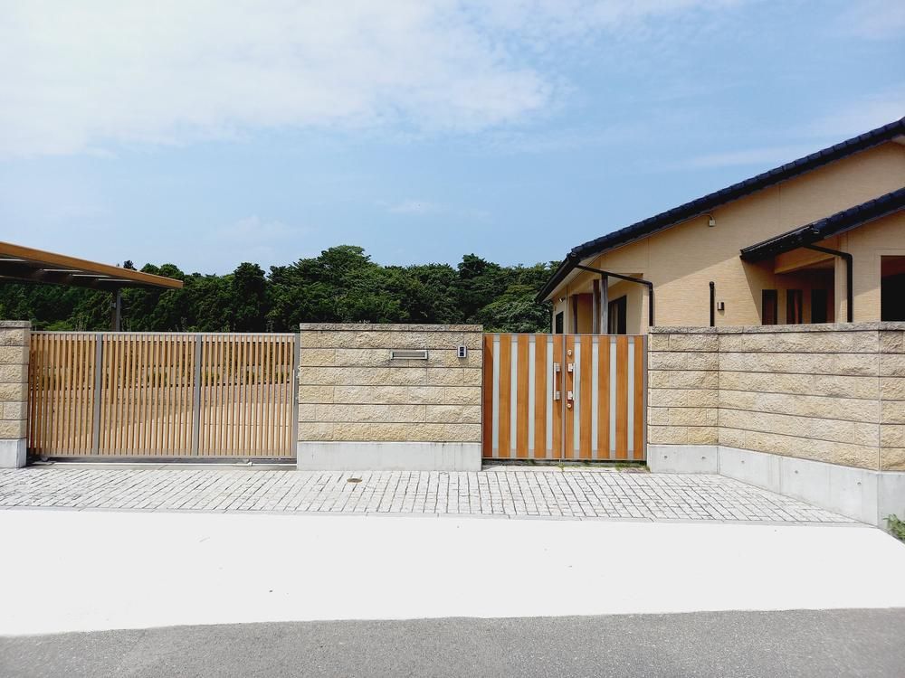 4LDK House on 1353m2 Lot in Iwaki, Fukushima - 43 Million Yen - Thumbnail 3
