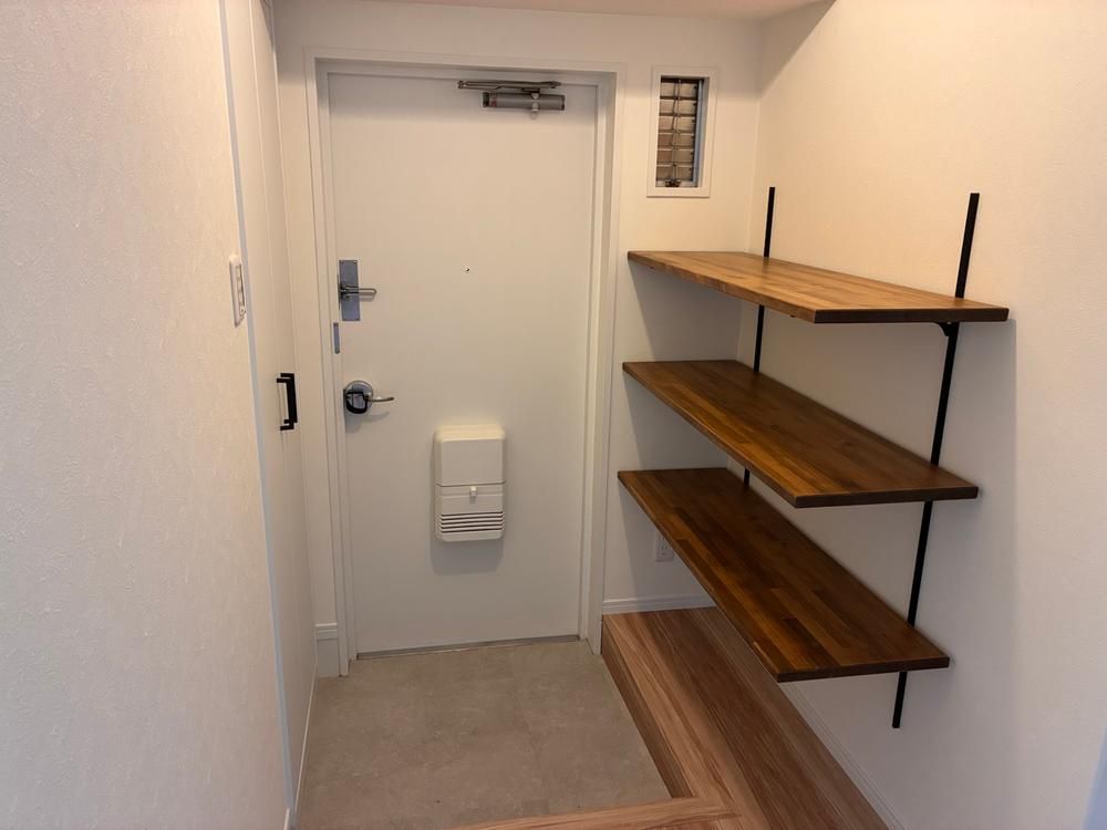 Renovated 3LDK Apartment in Funabashi, Chiba - Image 1