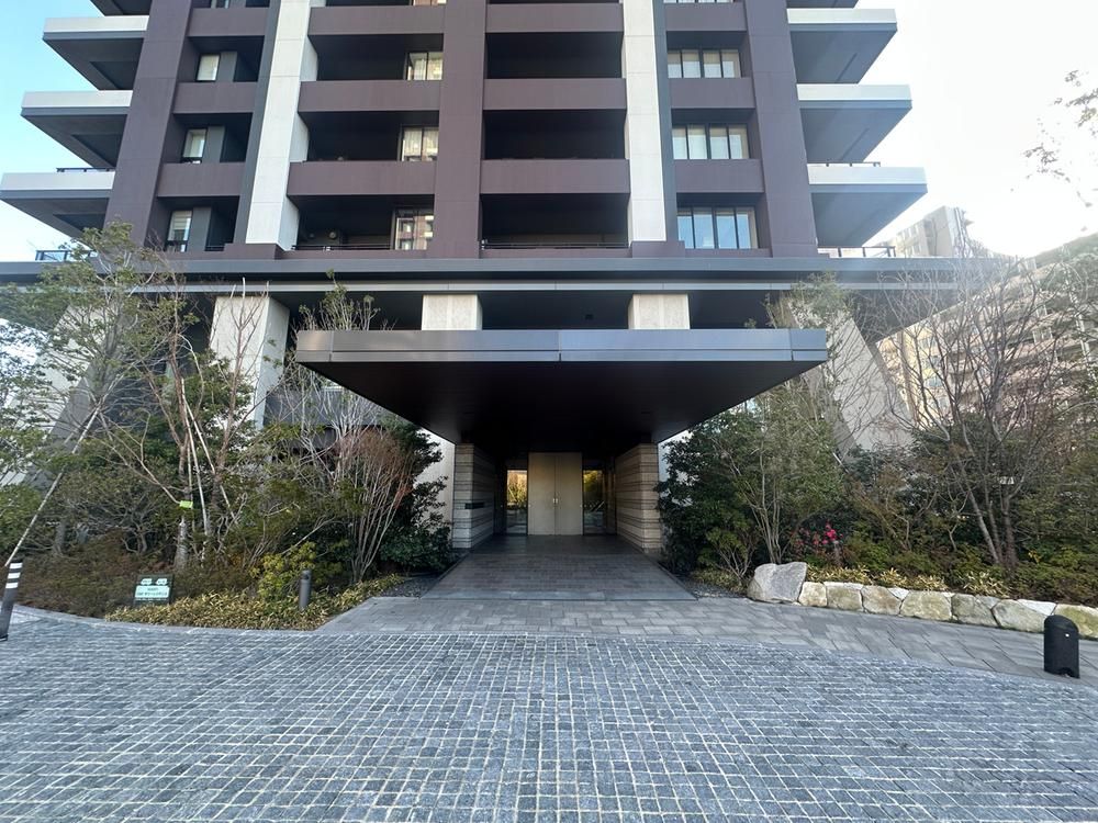 3LDK Apartment in Island City, Fukuoka City – 90.62m², 27th Floor - Thumbnail 2