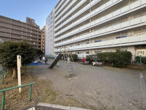 3LDK Apartment for Sale in Funabashi, Chiba - 80.97m2 - Thumbnail 4