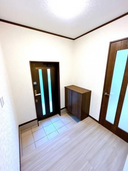 Renovated 5LDK House on Corner Lot in Koga, Ibaraki - Thumbnail 4