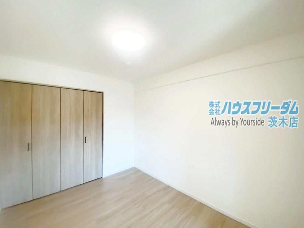 Renovated 3LDK Apartment in Suita, Osaka - 67.5m2 - Thumbnail 3