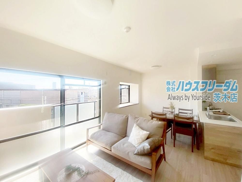 Renovated 3LDK Apartment in Suita, Osaka - 67.5m2 - Thumbnail 4